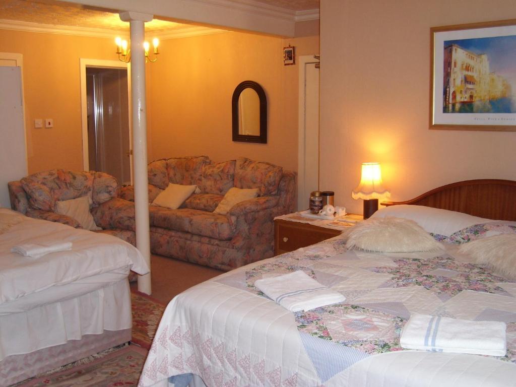 Roxburghe Guest House Кінросс Екстер'єр фото